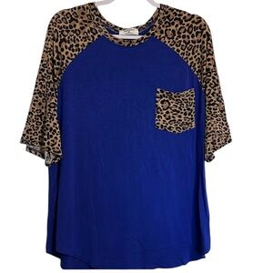 Zenana Leopard Raglan Sleeve Patch Pocket Top Size XL